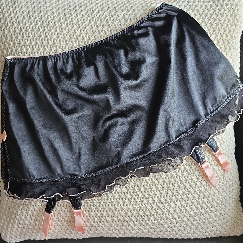 Victoria's Secret VTG Second Skin Satin Slip Dupont Skirt Thong Panty LARGE